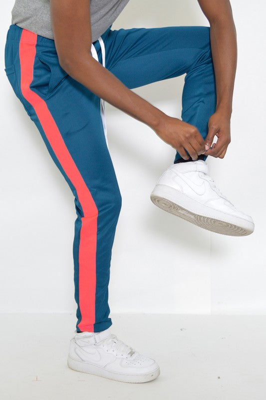 SLIM FIT SINGLE STRIPE TRACK PANT